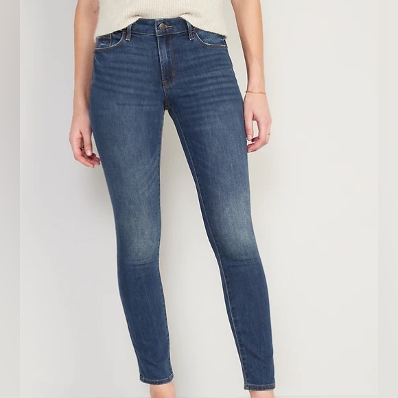EUC Old Navy mid-rise skinny jeans - Picture 1 of 7
